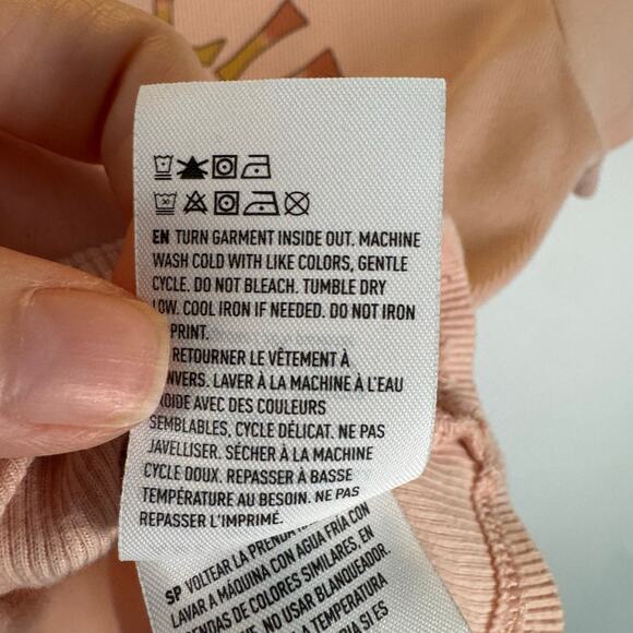 American Eagle Women’s M Cropped Ribbed Band Tee Willie Nelson Pink Graphic Top - Picture 8 of 9